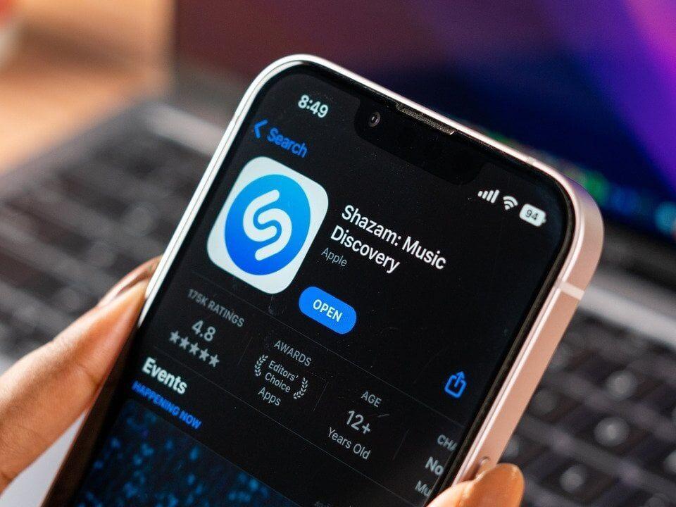 Top 25 songs in Mobile on Shazam in the past week